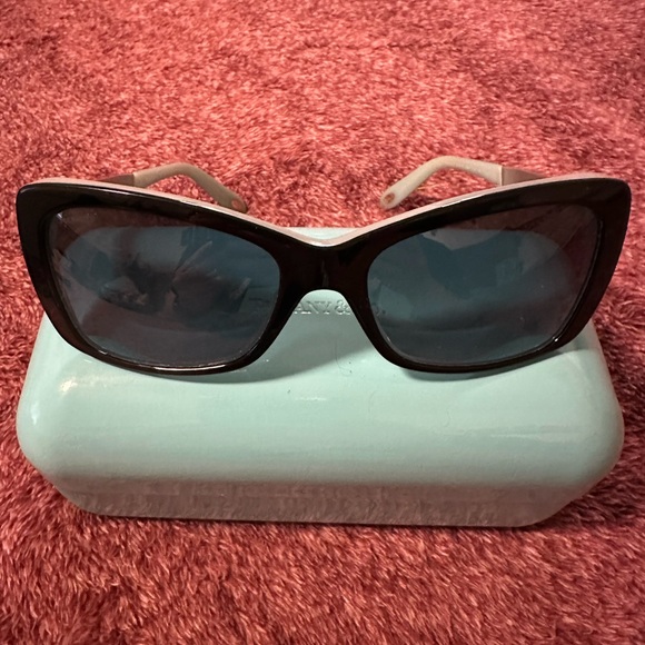 Authentic Tiffany & Co. Polarized Sunglasses - Picture 2 of 7